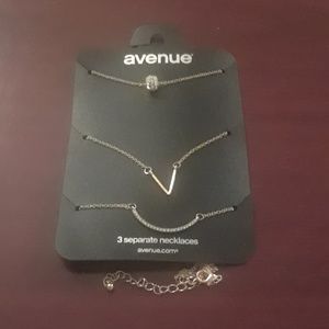 SOLD. NEW Avenue Necklaces bundle.